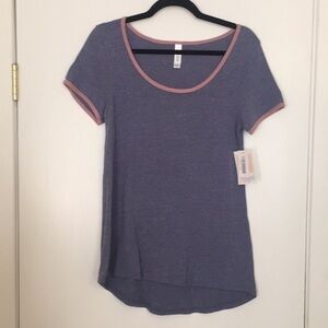 XXS LuLaRoe Classic T Shirt A01 1661